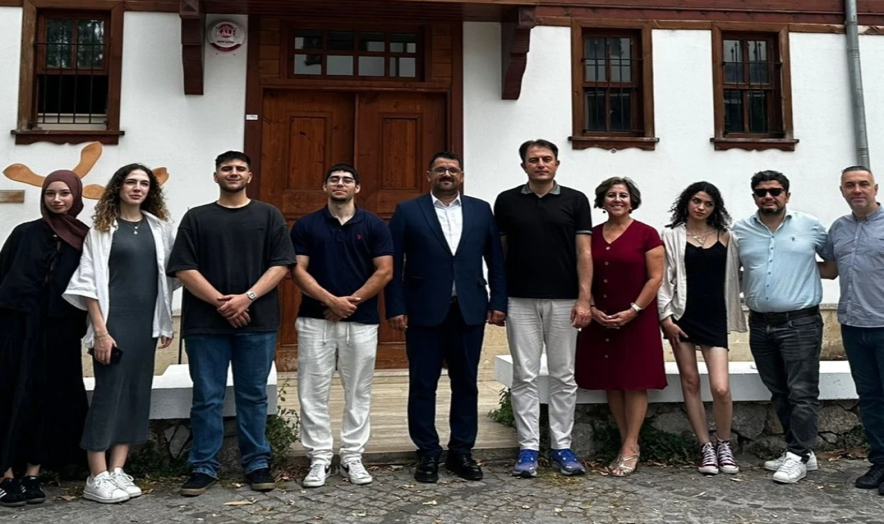 Gölcük MYO öğrencisinden Erasmus başarısı