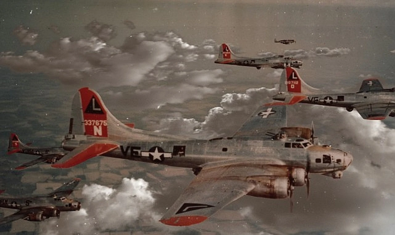 'Gökyüzünden İkinci Dünya Savaşı’ 4 Mayıs Pazar 22.00’de National Geographic Ekranlarında Başlıyor!