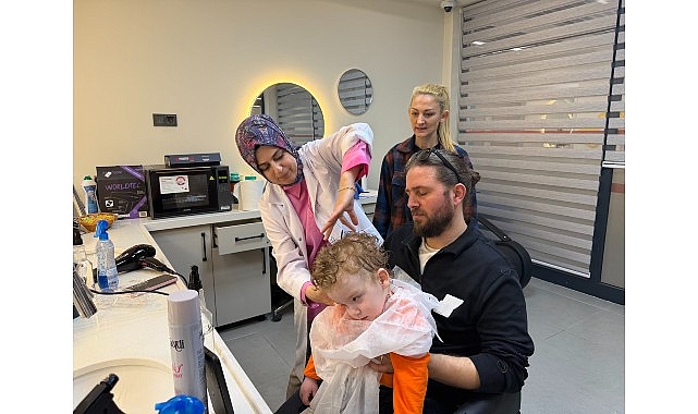 Kaan’ın ilk saç kesimi tatlı bir anıya dönüştü